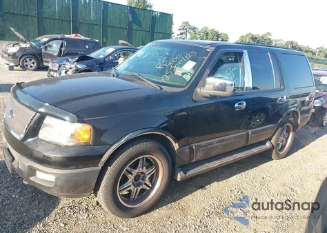 2004 Ford Expedition Nbx/Xlt z USA, uszkodzony, nr VIN 1FMFU16L44LB35441